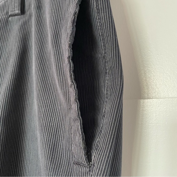 Men’s Khakis by GAP - Picture 6 of 7